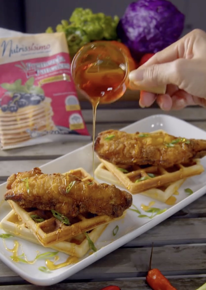 Chicken and Waffles (Pollo y Wafles)