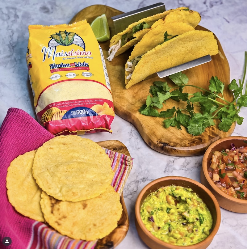 Tortillas de maíz amarillo para tacos