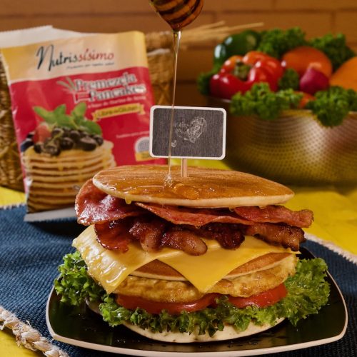 Pancake Sandwich con Nutrissísimo